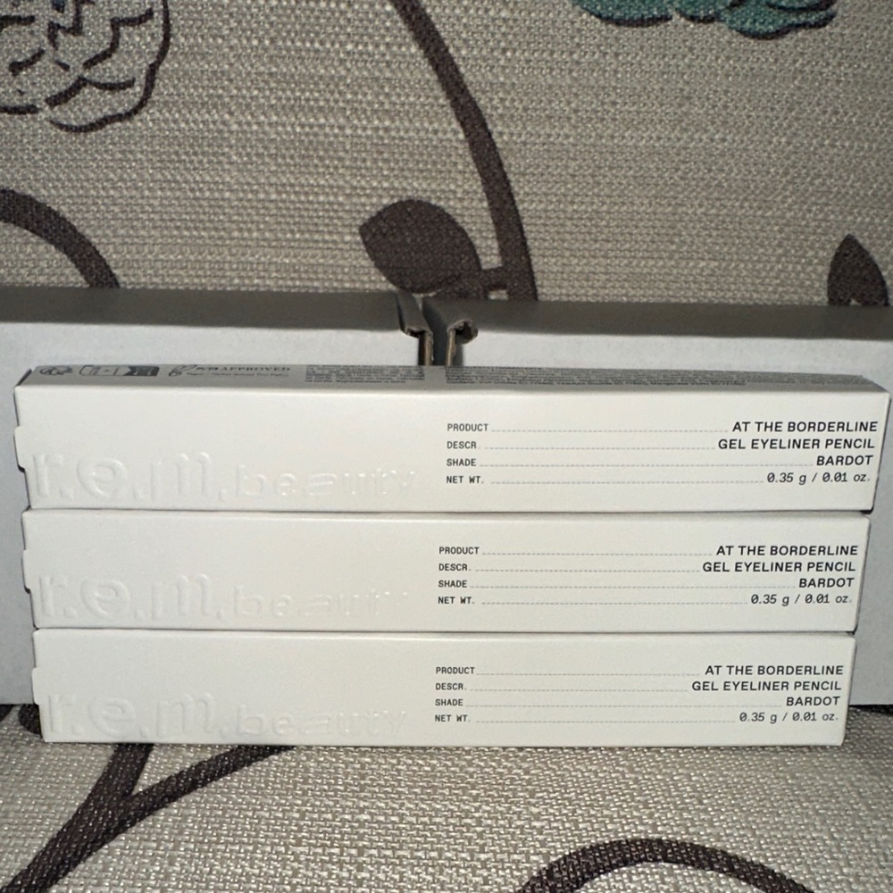 r.e.m beauty bundle